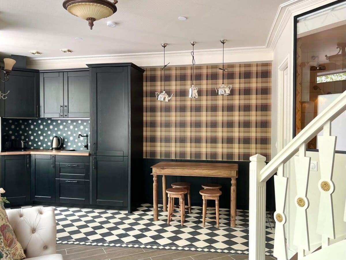 Prestige A Deux Pas De Montparnasse 6p Appartement