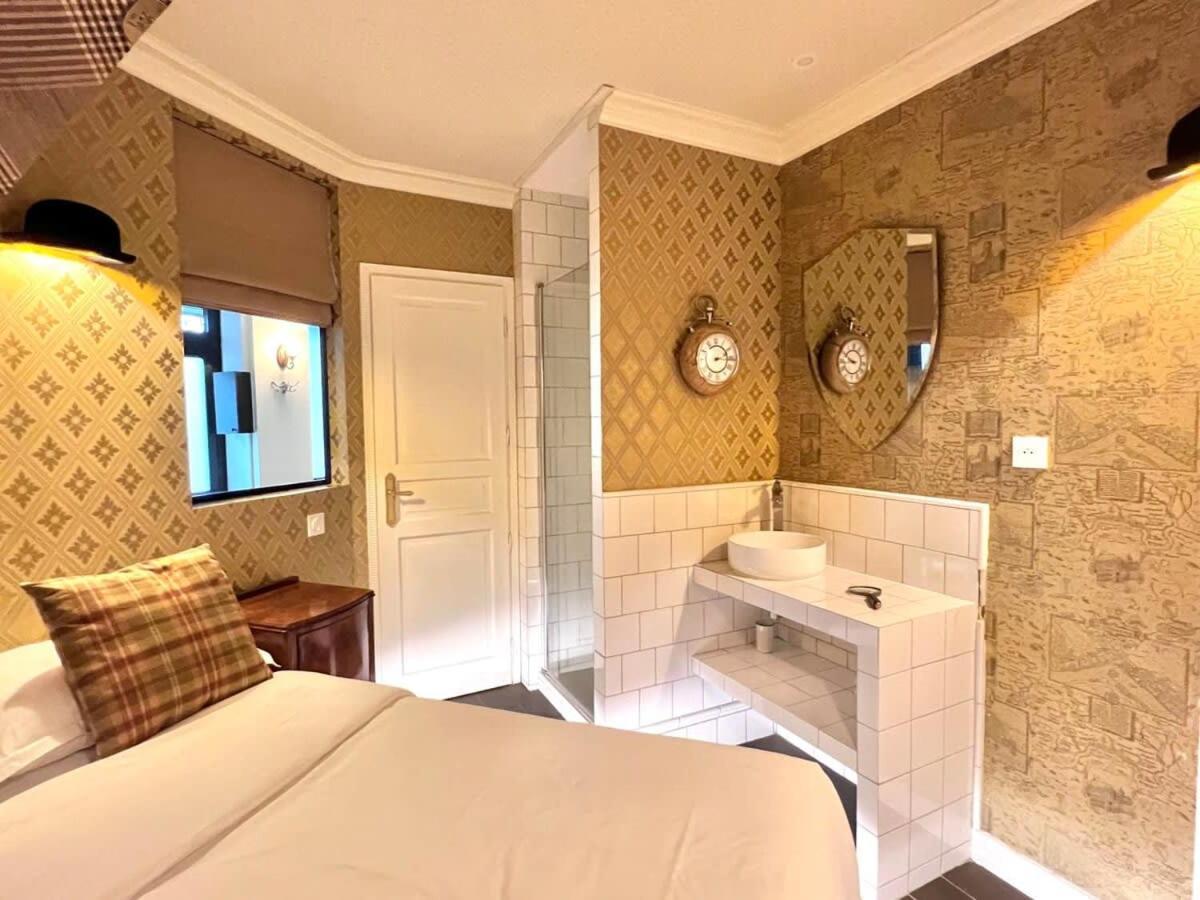 Prestige A Deux Pas De Montparnasse 6p Appartement Parijs